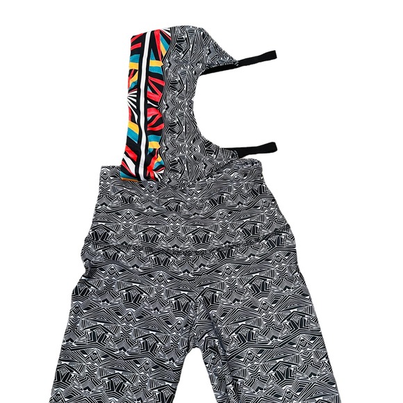 NEW Free People Onzie Ritual Legging Bra SET. Size Medium (fits like a SM/XSM). - Picture 10 of 16